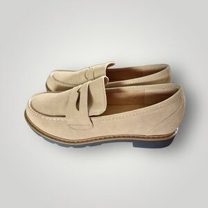 Taryn by Taryn Rose NEW Devanie Slip On Loafers Comfort Shoes Women’s 9 Sand